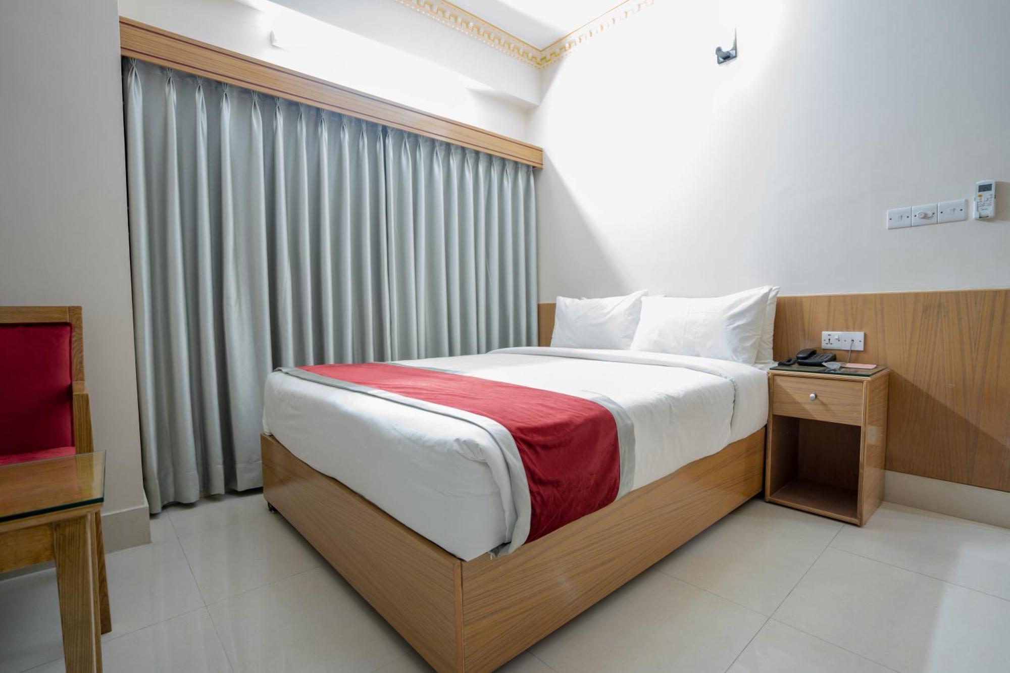 Hotel Safa Residency - Dhaka Bagian luar foto